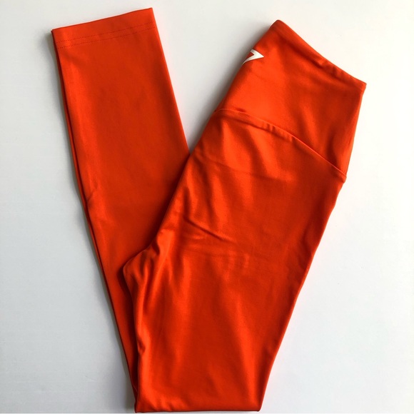 Gymshark L/XL Training Leggings & Training V Neck Sports Bra Set - Picture 8 of 10